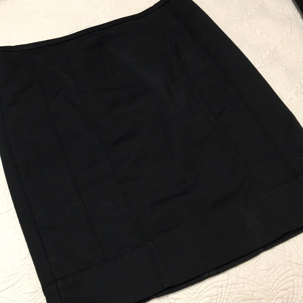 *WHITE HOUSE | BLACK MARKET* Straight Career Skirt